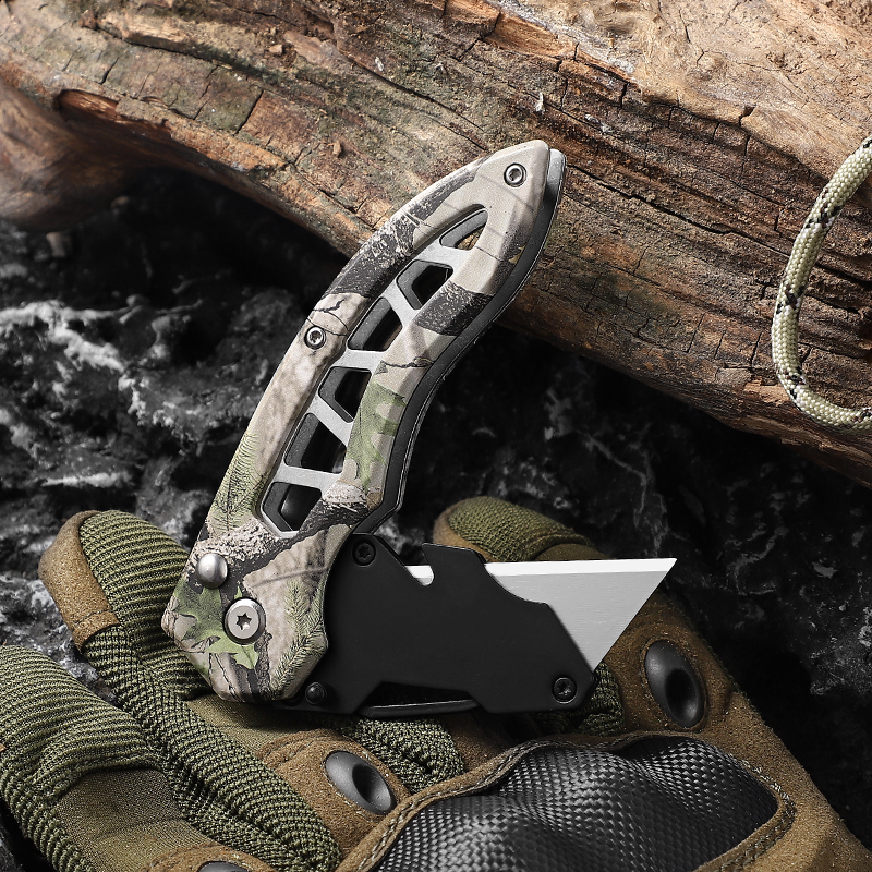 Tactical Camouflage Folding Utility Knife with SK5 Carbon Steel Blade