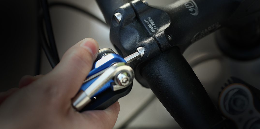 14-in-1 folding bicycle wrench